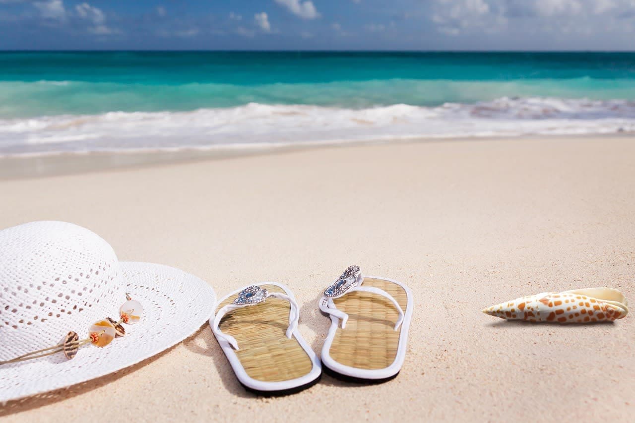 Sandy beach with turquoise sea in the Caribbean